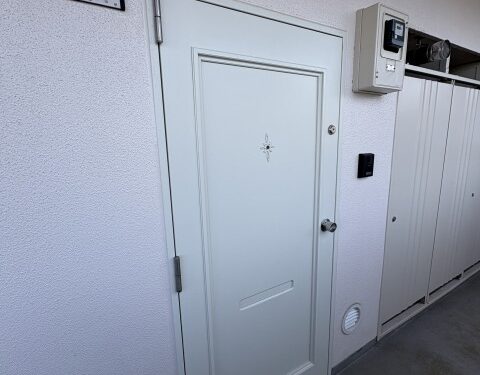 (玄関)